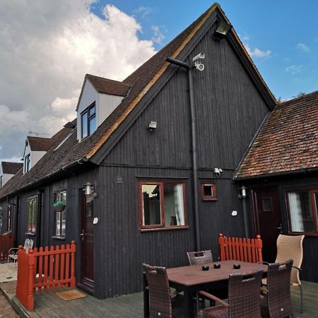 Chalet Cottages Streatley  Exterior foto