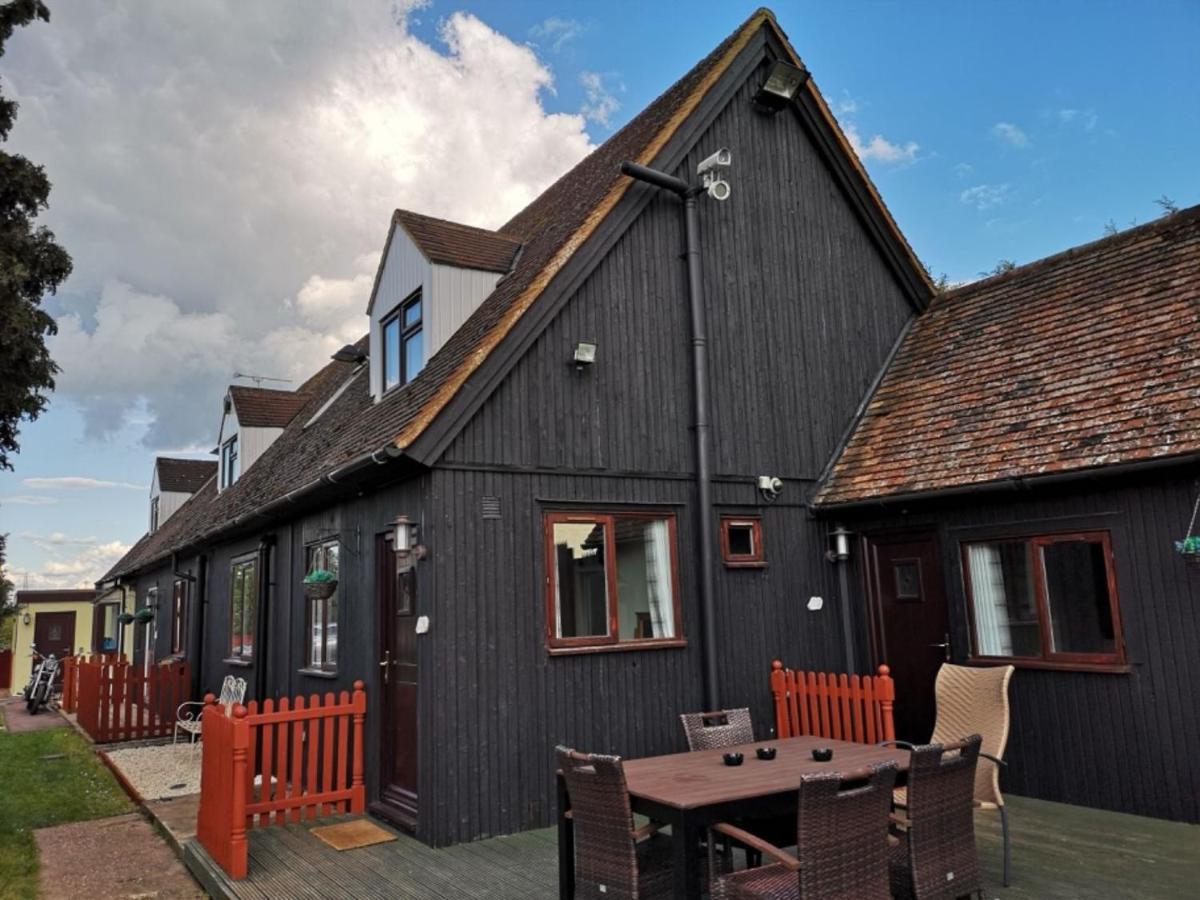 Chalet Cottages Streatley  Exterior foto